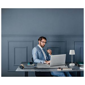 Svjetiljka stolna USB podesiva bijela