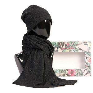 Set poklon ženski kapa i šal Pierre Cardin 1085 crni
