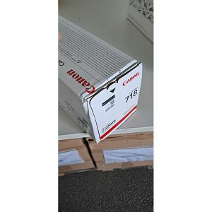 Oštećen (ambalaža) toner Canon CRG-718y yellow #2659B002/2659B0014