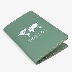 etui-za-putovnicu-zelena-mw-31305-44110-bio_327033.jpg