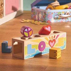 kutija-drvena-umetaljka-slova-love-goki-583091-61968-31714-gk_453779.jpg