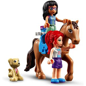 lego-kocke-friends-veterinarska-klinika-u-heartlake-cityu-41-81836-awt_3.jpg