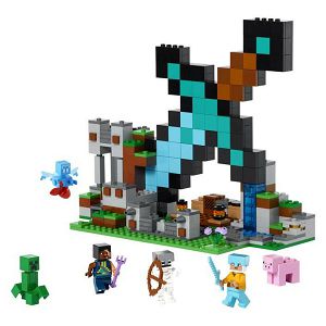 lego-kocke-minecraft-baza-s-macem-21244-8god-27818-99743-ap_1.jpg