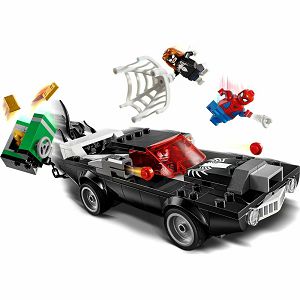 lego-kocke-super-heroes-spider-man-protiv-venoma-u-sportskom-4714-38110-ap_501204.jpg