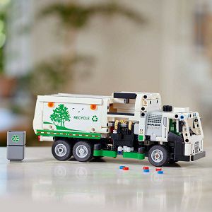 lego-kocke-technic-mack-lr-electric-kamion-za-odvoz-smeca-42-32360-59858-ap_313615.jpg