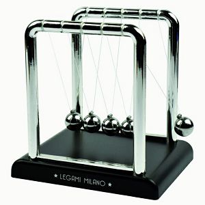 NJIHALO NEWTON´S Cradle 9x9x7.5cm Legami 615195