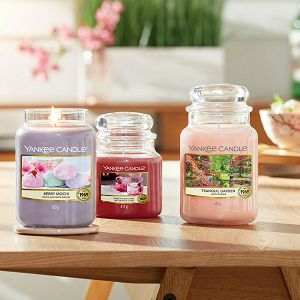 svijeca-mirisna-yankee-candle-classic-large-sweet-plum-sake--93385-lb_2.jpg