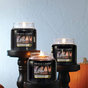 svijeca-mirisna-yankee-candle-classic-medium-medium-black-co-87248-lb_2.jpg