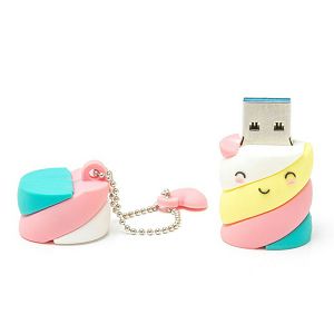 usb-memory-stick-16gb-marshmallow-legami-964867-92127-so_2.jpg