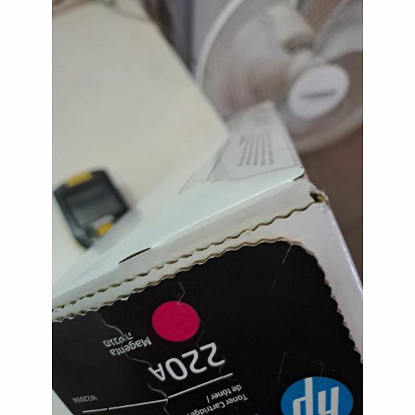Oštećeni (ambalaža) Toner HP 220A Magenta Original LaserJet Cartridge W2203A