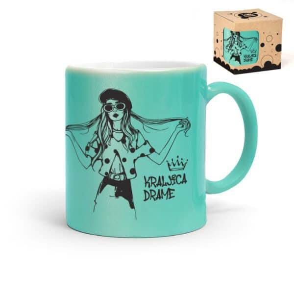 ŠALICA KERAMIČKA Kraljica drame,glitter tirkizna,u poklon kutiji 097632