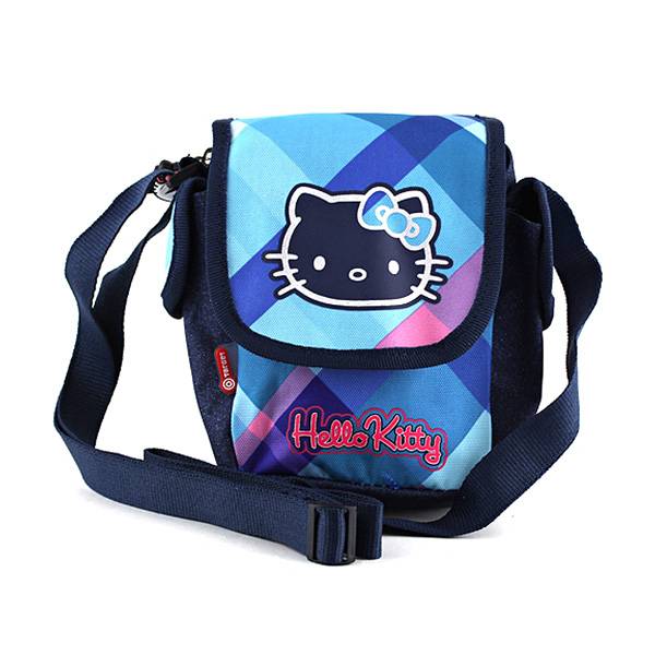 torbica-na-rame-helly-kitty-00586-target-13386-1-li_1.jpg